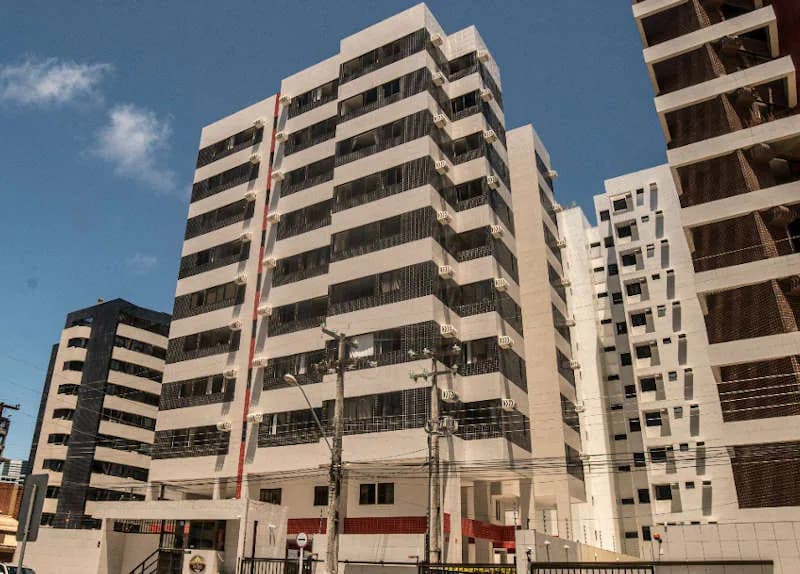 Edifício Plátanus, na Jatiúca